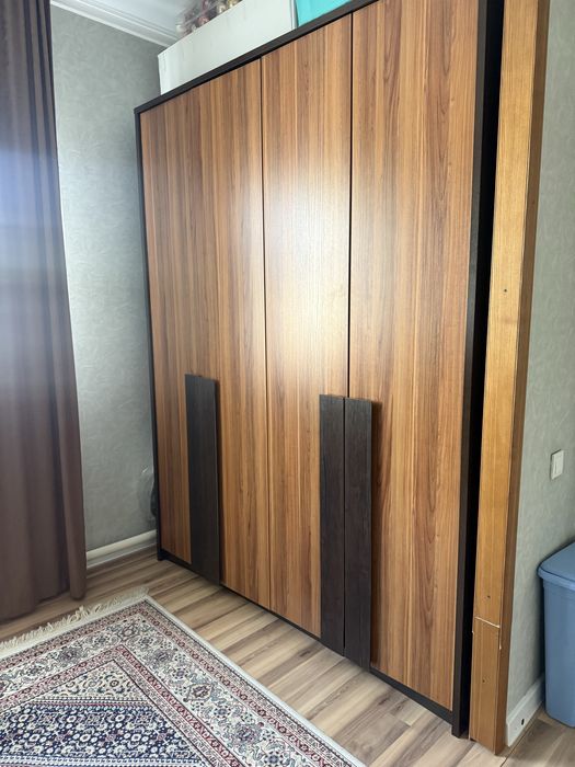 Продам спальный гарнитур