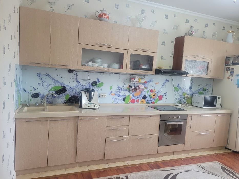 Продам кухонный гарнитура