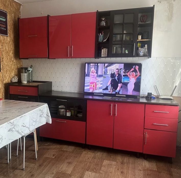 Продается кухонный гарнитур