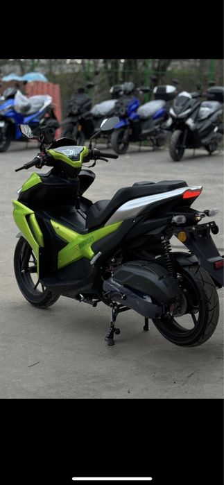 Мопет v max 150