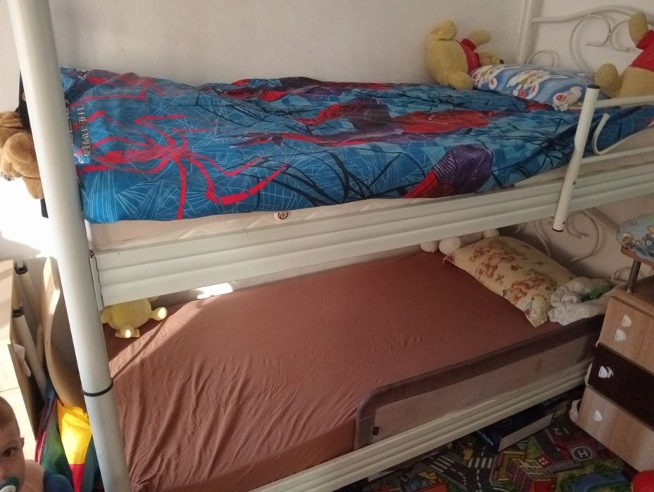 Pat supraetajat copii