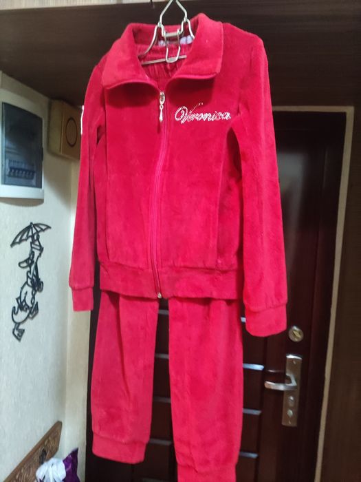 Спортивный костюм для девочки