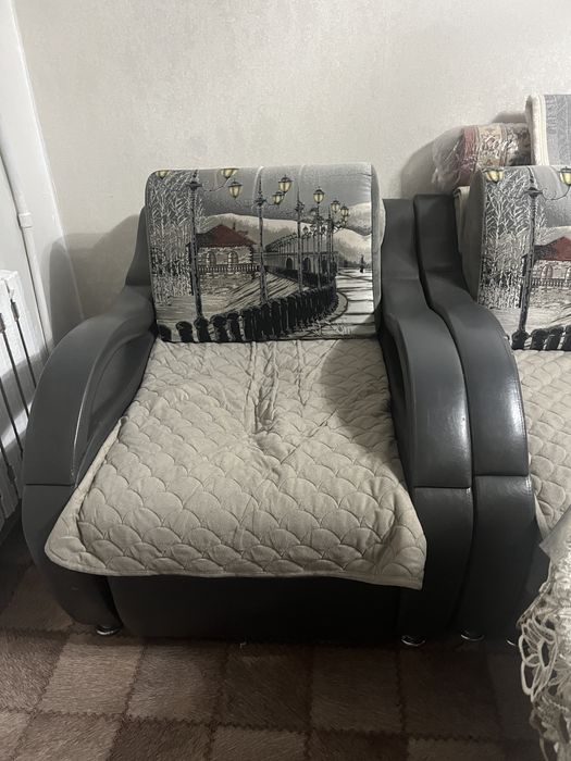 Продам диван и кресло