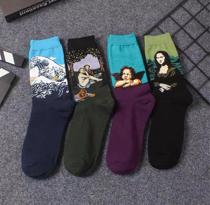 Набор необчных соврменных красивых носков с принтами