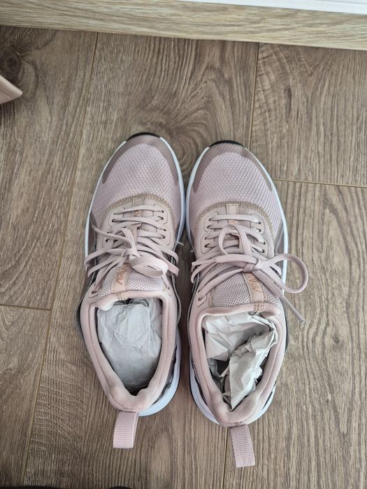 Дамски маратонки Nike air max bella tr3