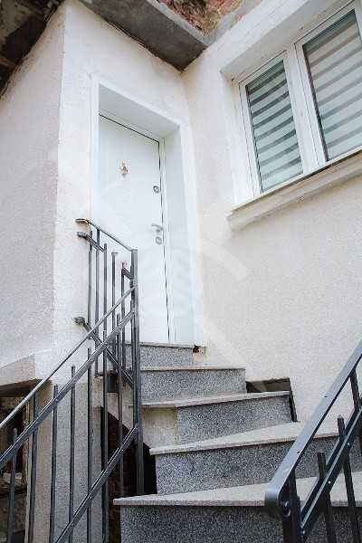 Продава се Четиристаен апартамент в Пловдив, Център - 88 кв.м за 2023 €/кв.м - Снимка #7