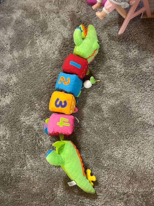 Обиколник играчка за бебе