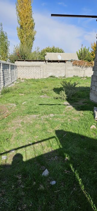 Ijaraga 6sotka yer beriladi