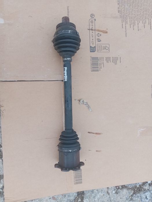 Planetara stanga dreapta fata audi a4 2.0 tdi cod 8E0407272AT