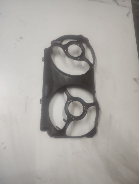 Запчасти на ауди 80 б3