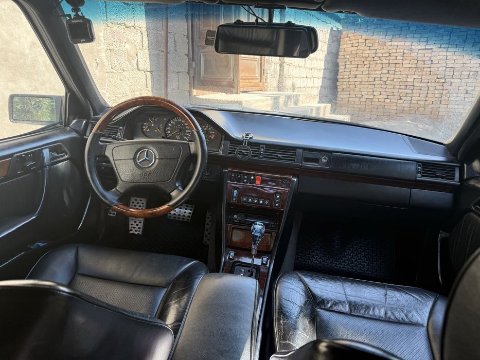 Mersedes Benz w124 E 320