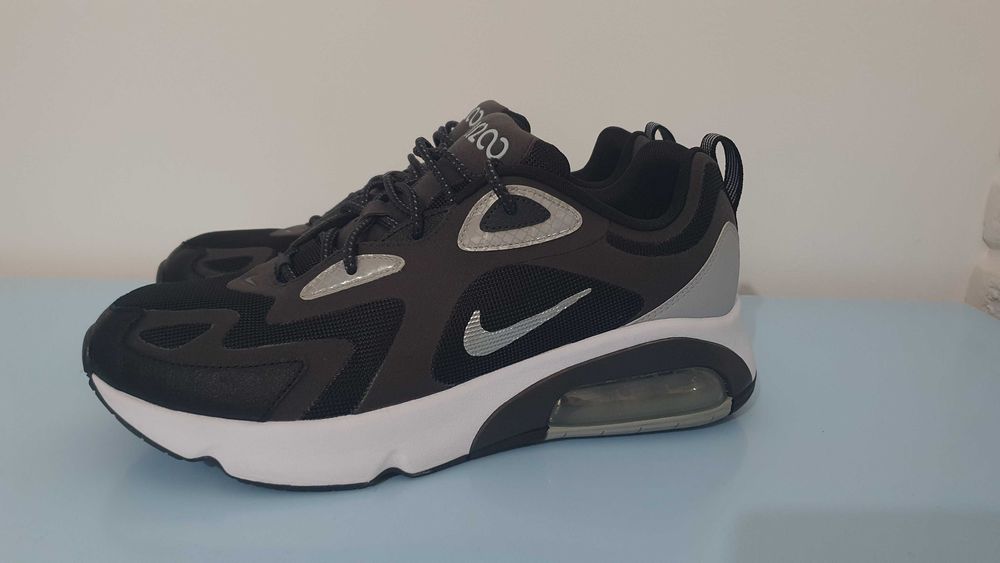 Маратонки Nike Air Max 200
