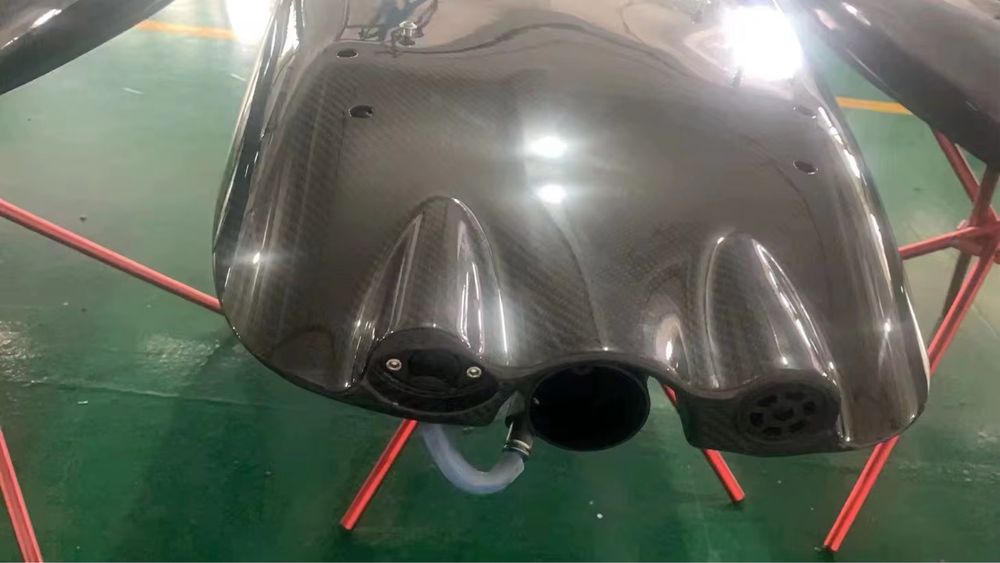 Водный моторный серфинг