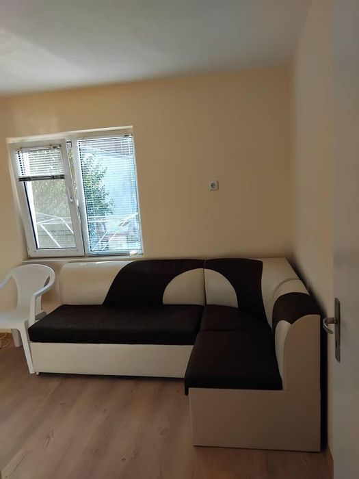 Дава се под наем Двустаен апартамент в Пловдив, Кючук Париж - 55 кв.м за 280.5 € - Снимка #1