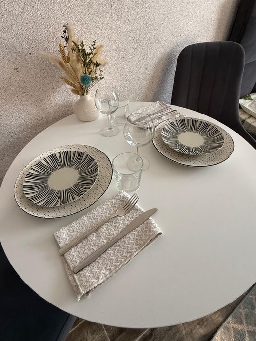 Посуточно ,по часам ,ночь , wi-fi день 6000