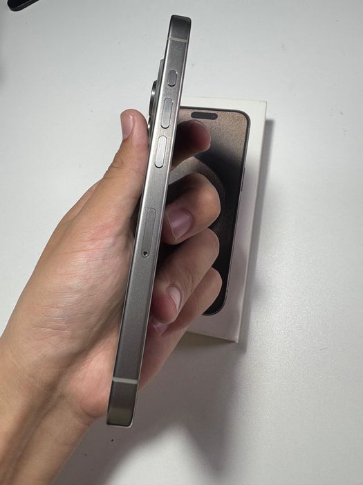 Iphone 15 pro  90% 128gb