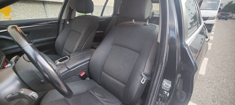 BMW Seria 5 F11 520D Touring