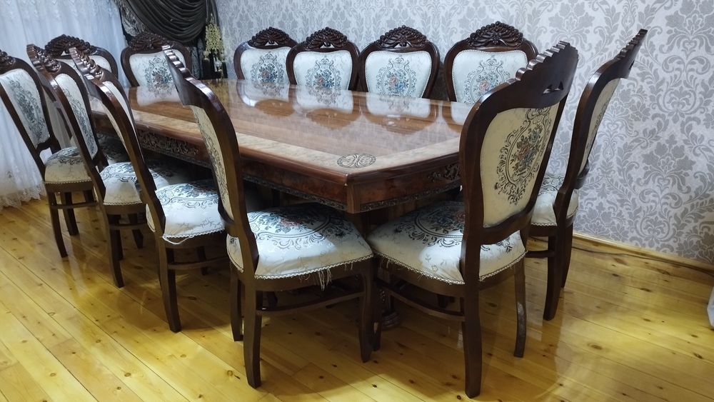 Mexmon xona Stol Stullari sotiladi