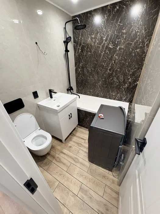 Сдаётся квартира Лисинова 4 Кадышева 2-комнат р-н Яшнабадский