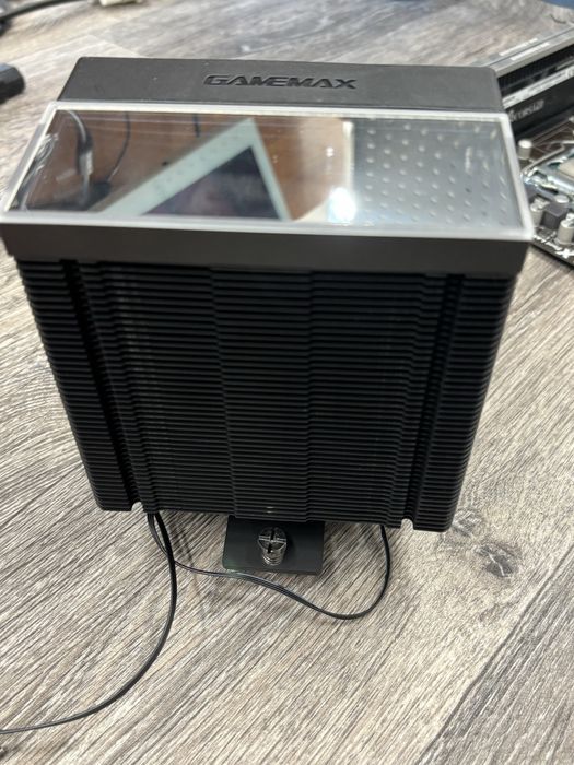 Дъно, процесор, рам и RGB охлаждане - i7-4770, 16GB, Asrock H81M