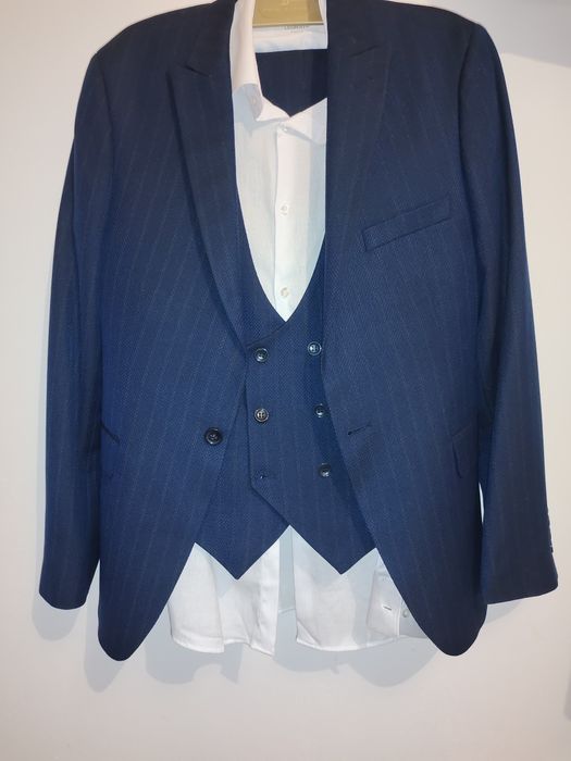 Классический костюм