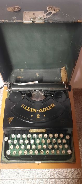 Mașină de scris Adler 1928