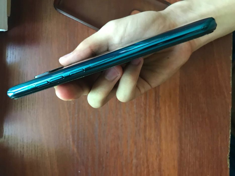 Telefon Sotiladi Artel Quadro Pro