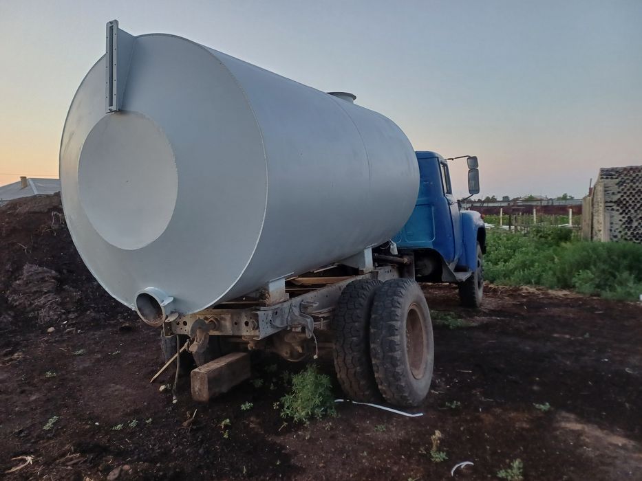 Асс машина  зил.