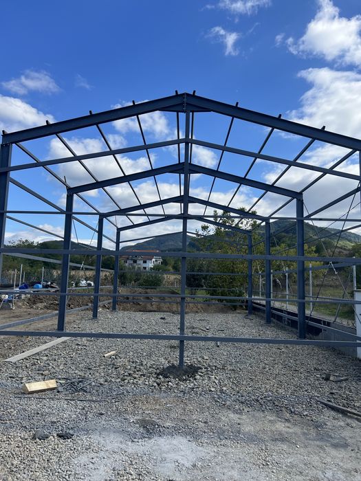 Vând hala structura metalica la pretul de 39 euro MP