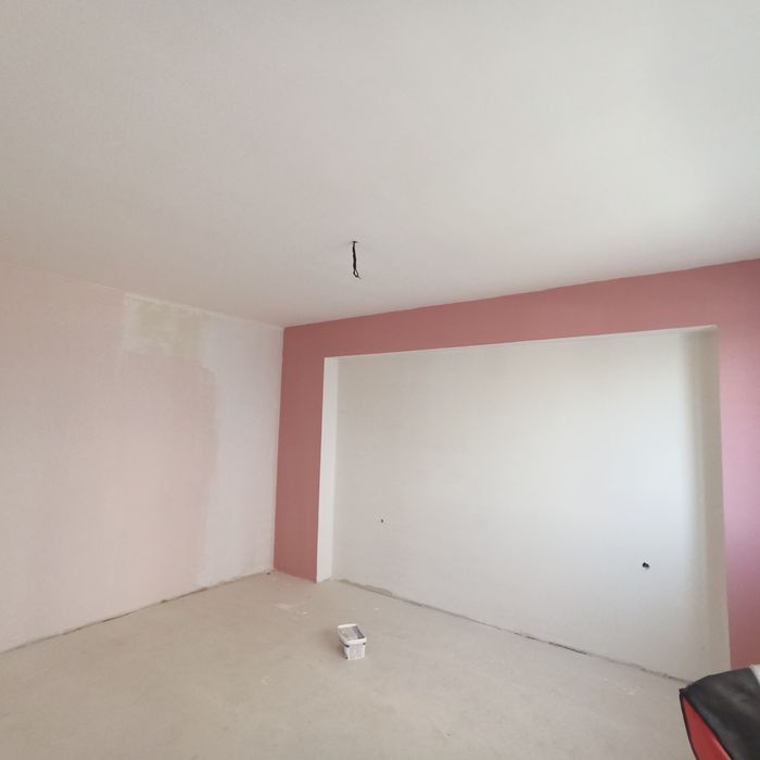 Агенция Селект предлага: Партерен апартамент