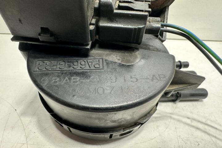 Supapa vacuum  98ab9c915 Ford Focus prima generatie