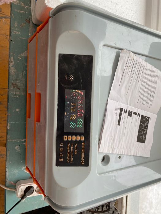 Продам инкубатор