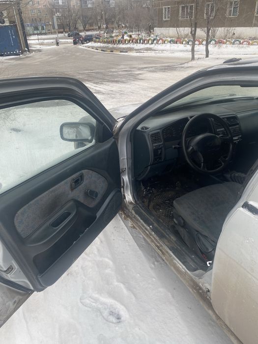 Продам ниссан альемру