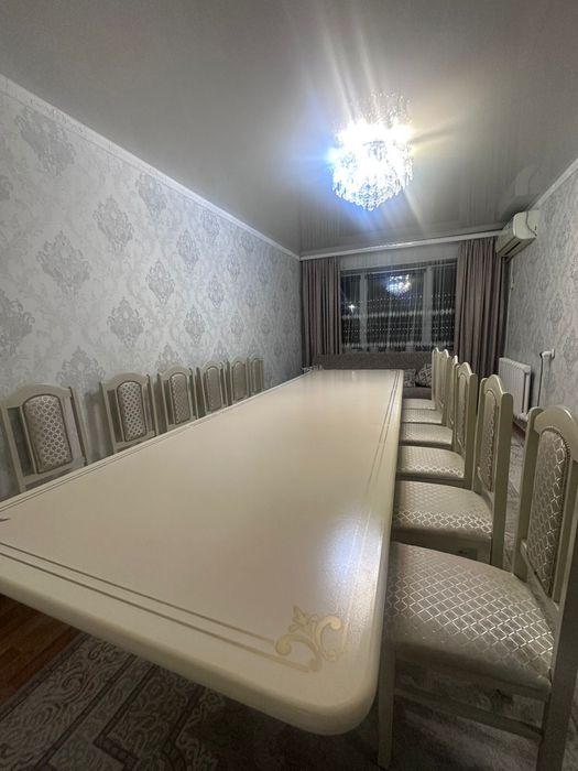 Продам стол со стульями