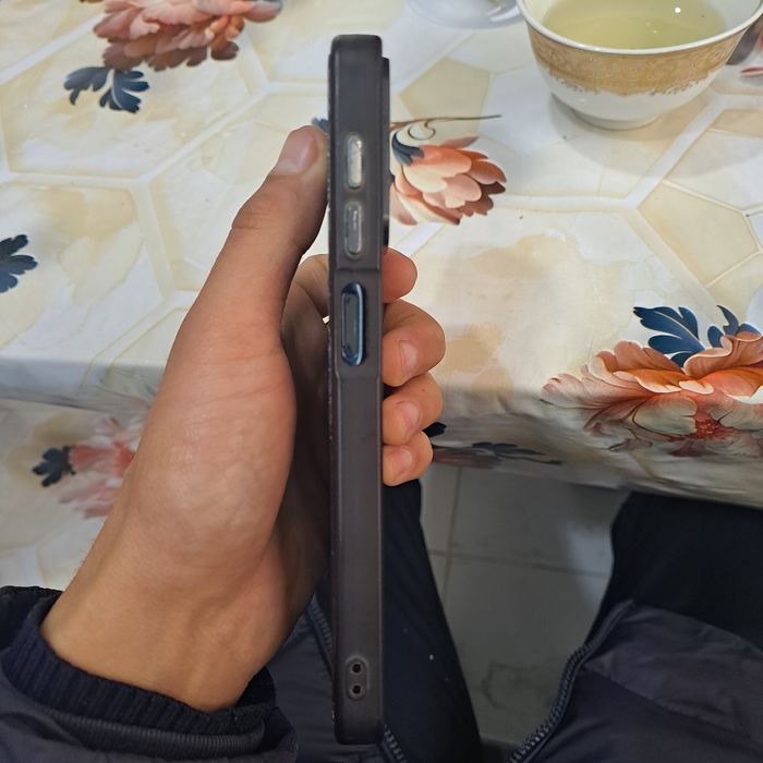 Samsung Galaxy M12 zo'r holatda