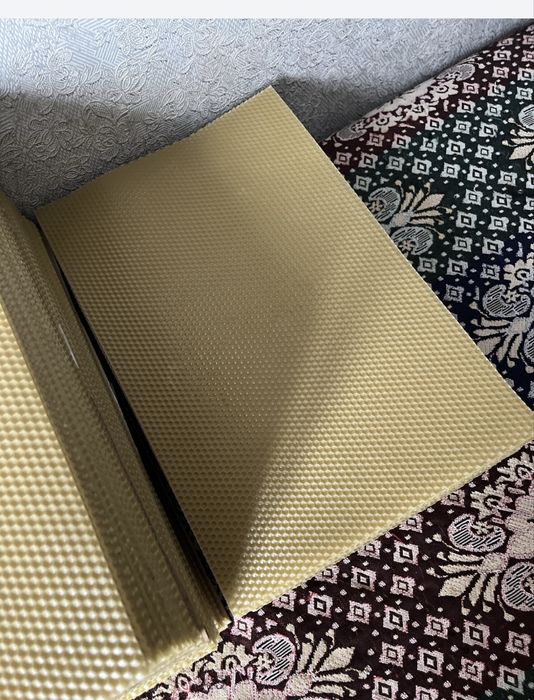 продам вощину, пачка 3кг