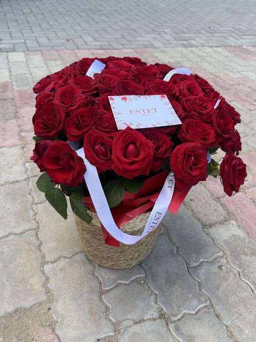 61 роза сатылады