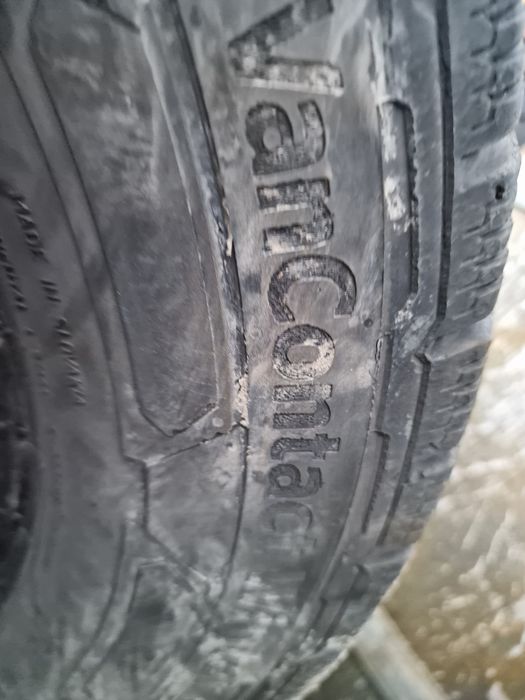 Anvelope 235/65R16C marca Continental, DOT 2021,7 mm