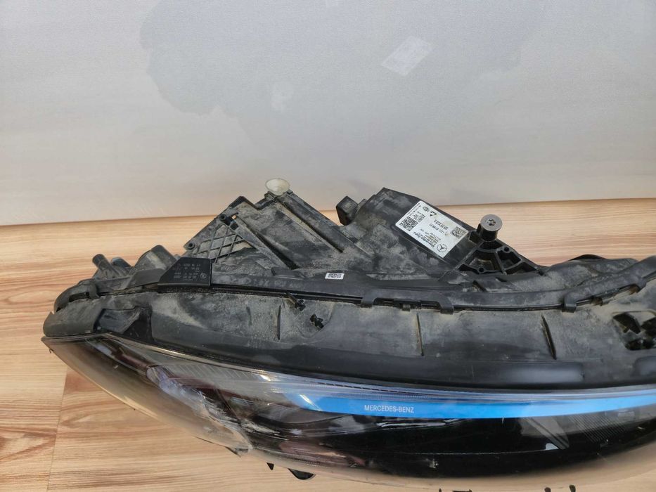 Far dreapta Led Mercedes EQB / EQA W243 X243 cod A2439069000