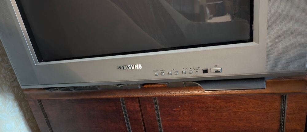 Продам цветные телевизоры Samsung и LG