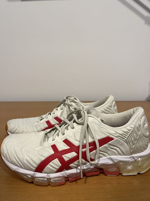Спортни обувки asics