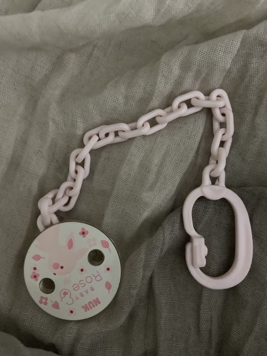 Держатель для пустышки