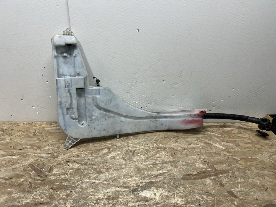 Vas lichid parbriz bmw X3 F25 X4 F26