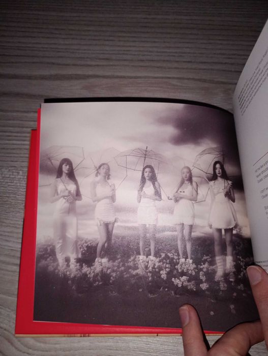 Albume (g)i-dle heat digipack group version și I burn winter version