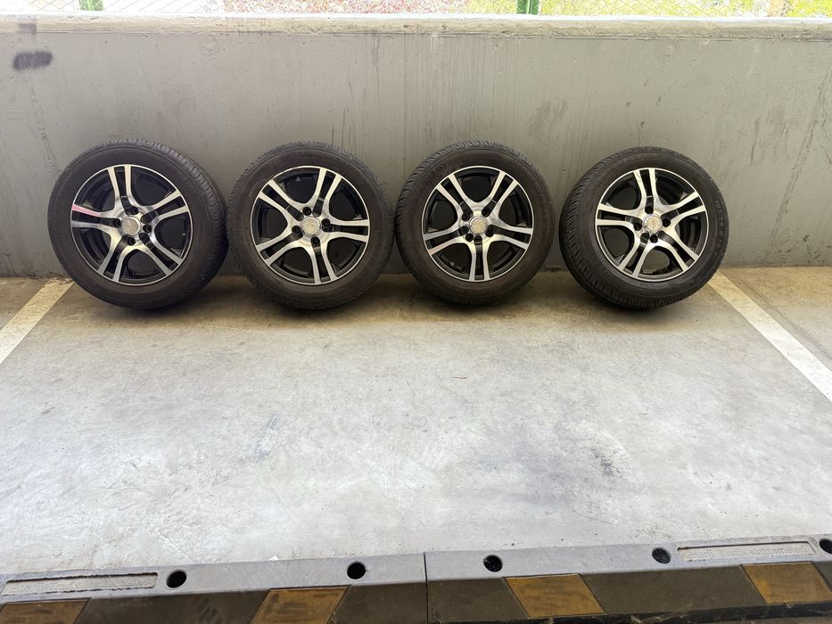 Jante aliaj PLATIN cu cauciucuri vara 185/55/14