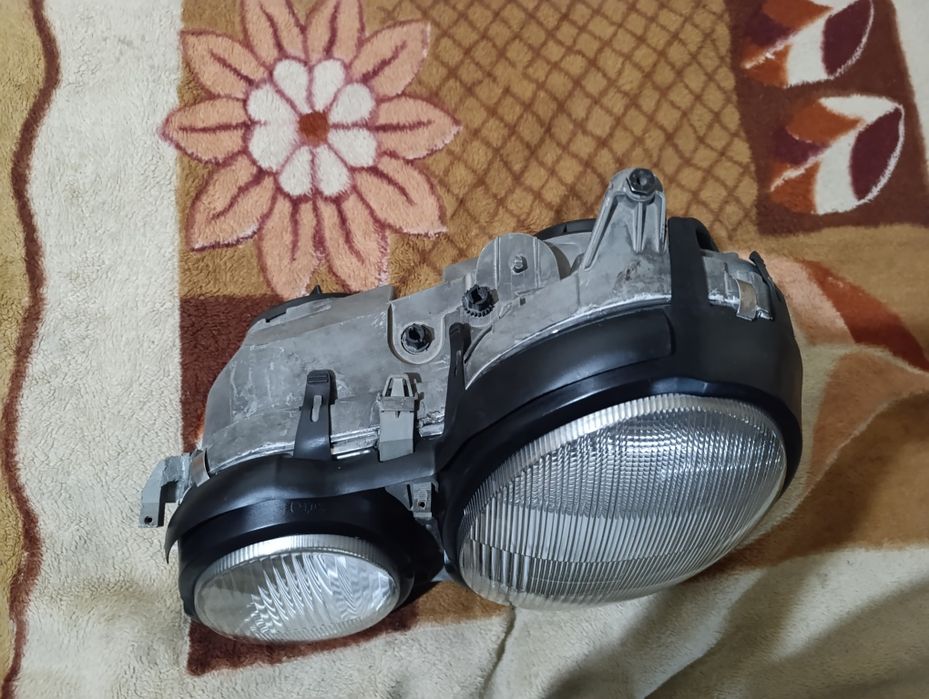 Фары на Мерседес 210 рестайлинг