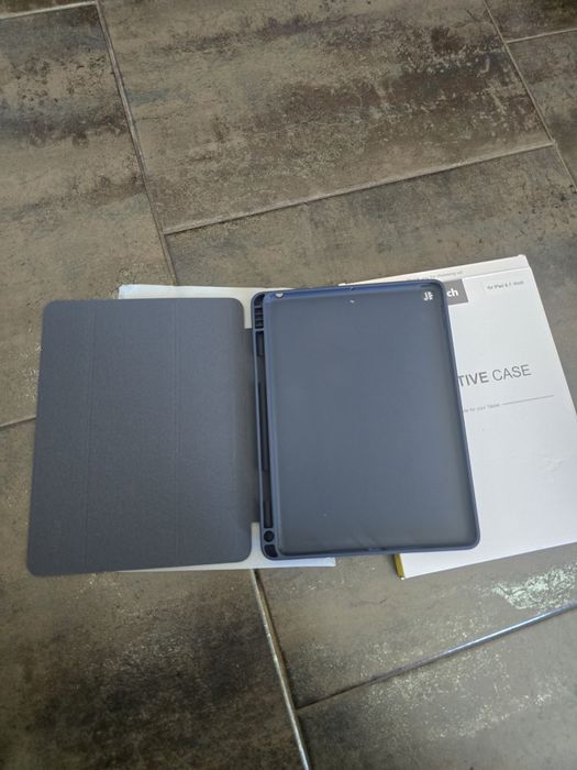 Husa iPad 9.7 inch noua