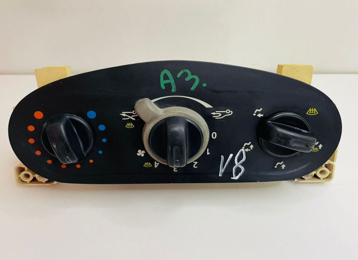 Panou climatronic N106278B Dacia Sandero prima generatie