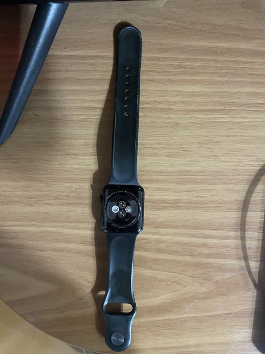 Продам Apple watch series 1 42mm
