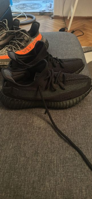 Adidași yeezy 350 condiție aproape noi